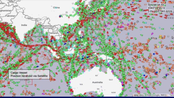 Gambar posisi kapal seluruh dunia lewat alat AIS kelas A.