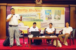 acara intip buku di bank Indonesia | dokpri