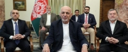 Perlunya perdamaian: Presiden Afghanistan Mohammad Ashraf Ghani (tengah) meminta Taliban untuk menghentikan perang di dalam pidatonya di bulan Maret 2020 di telivis Afghanistan. Dengan dukungan penuh dari Pakistan, Taliban menganggu stabilitas di Afghanistan dengan aksi terrornya. | Sumber: president.gov.af/en