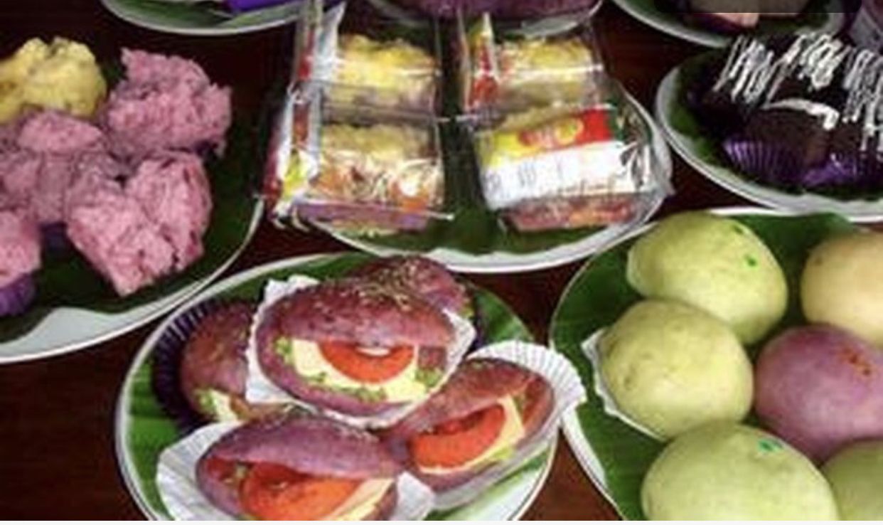 Foto: Bakpau, dll dari Ubi Jalar (sumber Bondan Winarno, kompas.com)