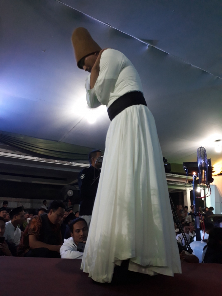 Tari Sufi di Haul Gus Dur 2019--dokpri