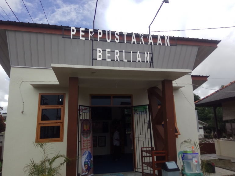 Gedung perpustakaan Berlian desa Pemali, kabupaten Bangka (dokpri)