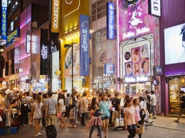 Myeongdong Street, South Korea (okezone.com)