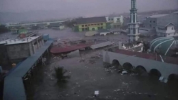 Gambar: Tsunami di Sulawesi Tengah (www.aa.com.tr/id )
