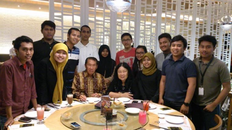 ket.foto : bersama Admin yang cantik dan ganteng/dokpri