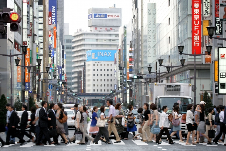 Suasana keramaian Tokyo di jam sibuk. (Gambar: Getty Images/Kiyoshi Ota via time.com)