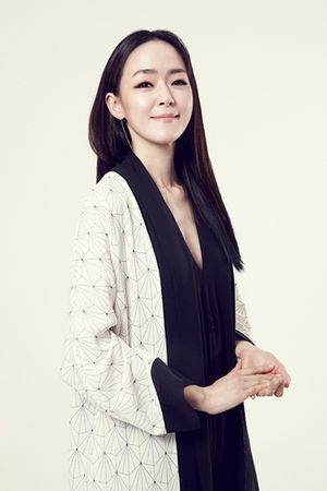 Kim Yoon Ah (wiki.d-addicts.com)