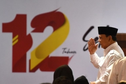 Ketua Dewan Pembina Partai Gerindra Prabowo Subianto bersiap menyampaikan pengarahan dalam peringatan HUT ke-12 Partai Gerindra di kantor DPP Partai Gerindra, Jakarta Selatan, Kamis (6/2/2020). Kegiatan yang dihadiri oleh para kader Partai Gerindra tersebut mengangkat tema Setia Bergerak untuk Indonesia Raya.ANTARA FOTO/Sigid Kurniawan/aww. (ANTARA FOTO/SIGID KURNIAWAN