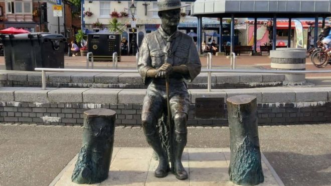 Patung Baden-Powell di Pelabuhan Poole. (Foto: BBC/Steve Daniels)
