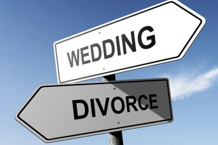 Perceraian seyogianya tidak memisahkan peran sebagai orangtua.| Sumber: Shutterstock via Kompas.com