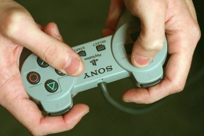 Playstation 1. | Sumber: Getty Images/Robert Lackman