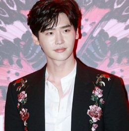 7 Drakor Populer Lee Jong-suk, Ada yang Sedang Tayang di Indosiar. (Sumber : IG @jongsuk0206).