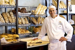 profesi baker (gambar dari thedivinedish.com)
