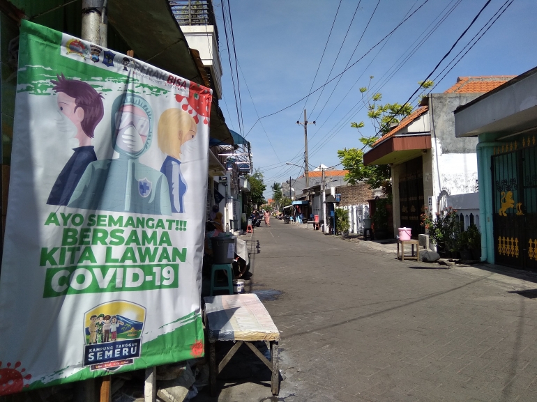 Pintu masuk kampung tangguh dikawasan Sidotopo Kulon Surabaya/dokpri