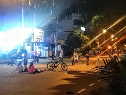 Foto suasana di kawasan Alun-alun, Jalan Jenderal Soedirman Purwokerto pada malam hari.