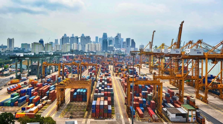 Port of Singapore (maritimeinfo.org)