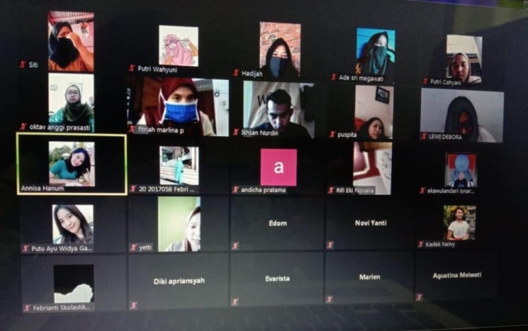 kegiatan tanya jawab yang kami lakukan melalui aplikasi google meet. | Dokpri