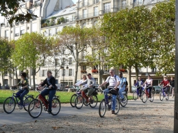 Pesepeda di Paris. Sumber: Koleksi pribadi