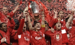 Liverpool memenangi duel final 2005 lewat babak adu penalti. | foto: liverpoolfc.com
