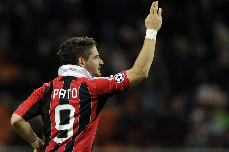 Deskripsi : Pato saat menggunakan nomor 9 AC Milan I Sumber Foto : Getty Images