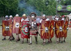 Para prajurit Romawi kuno. (Foto: boombastis). 
