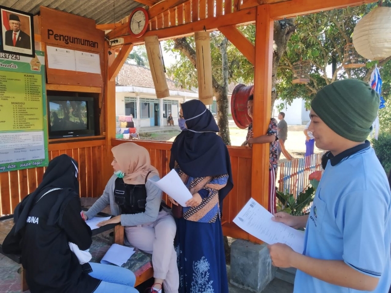 ( Kegiatan Penilaian Pos Ronda RT Tangguh Desa Sukolilo )