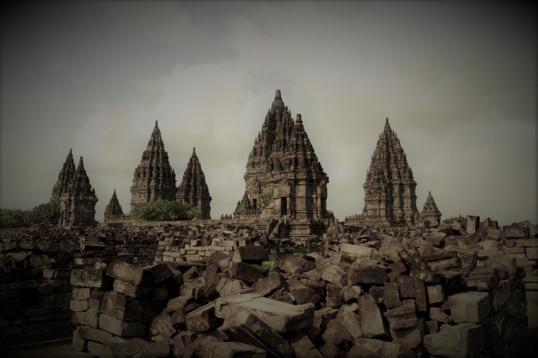 Candi Prambanan, megah dan suci