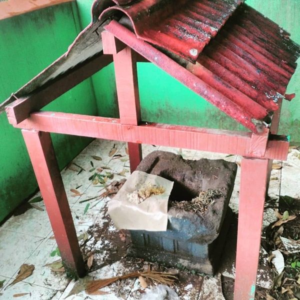 Batu yoni yang dikeramatkan (Foto: Forkom Angon)