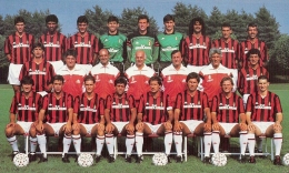 Skuad AC Milan musim 1988-1989. Sumber foto: Davide Grassi