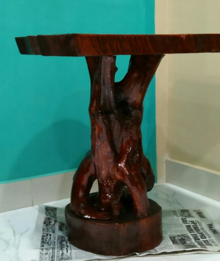 Menggali Alasan dalam "Anukanuk" dan Lukisan Abstrak Halaman 1