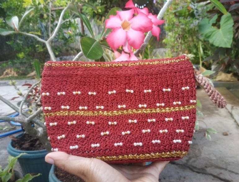 Dompet karya ibu yang tersisa. Dokpri