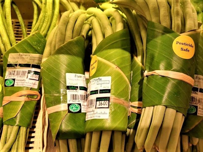 Sayuran Dikemas Daun di Thailand. Sumber: internasional.kompas.com /Perfecthomes