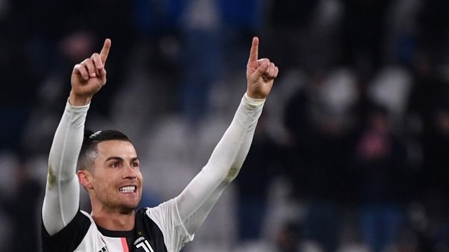 Cristiano Ronaldo masih menjaga produktivitasnya di Serie A. Gambar: AFP via Suara.com