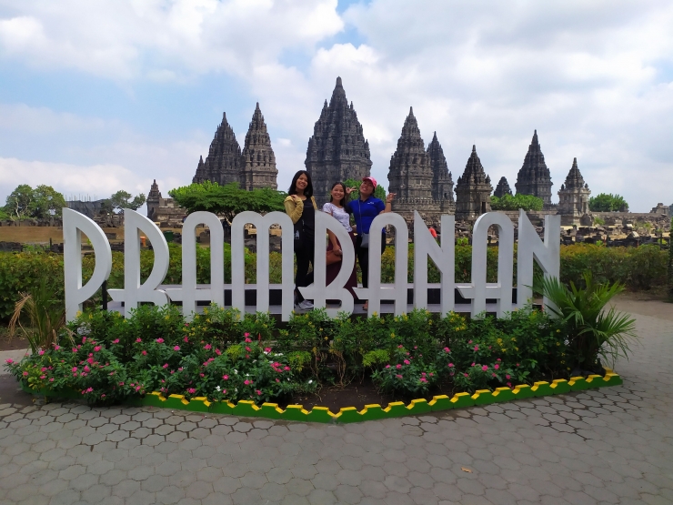 Di Prambanan Bersama Sahabat | Foto: Dokumen Pribadi