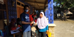 Pemberian Masker di Posyandu Dewi Ratih Dusun Ngelo, Semin, Nguntoronadi, Wonogiri (Dokpri)