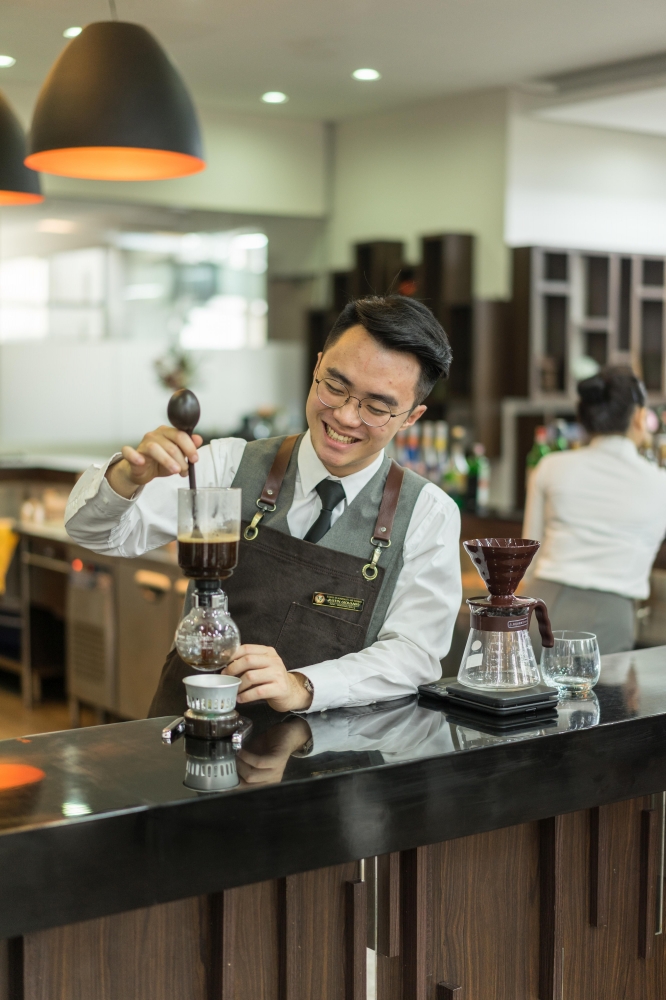 Praktek Coffee Service di Lab Kitchen Fakultas Pariwisata UPH. Dokpri.