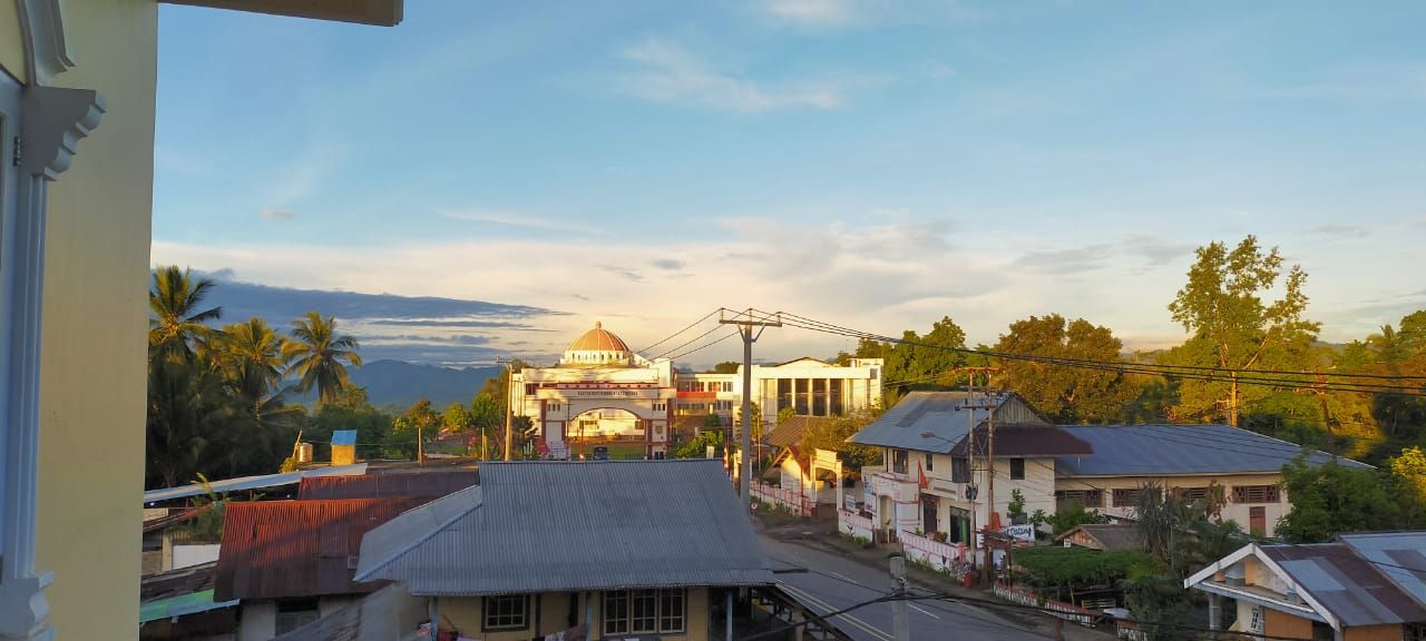 Minahasa Tenggara, Tanah Surga dari Bumi Nyiur Melambai Minahasa Tenggara, Tanah Surga dari Bumi Nyiur Melambai