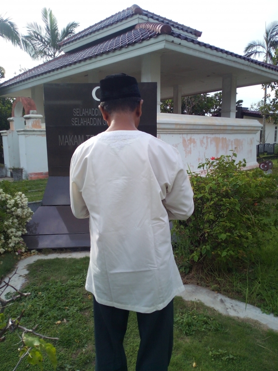 Situs Makam Teungku Syiekh Di Bitay (doc Pribadi)