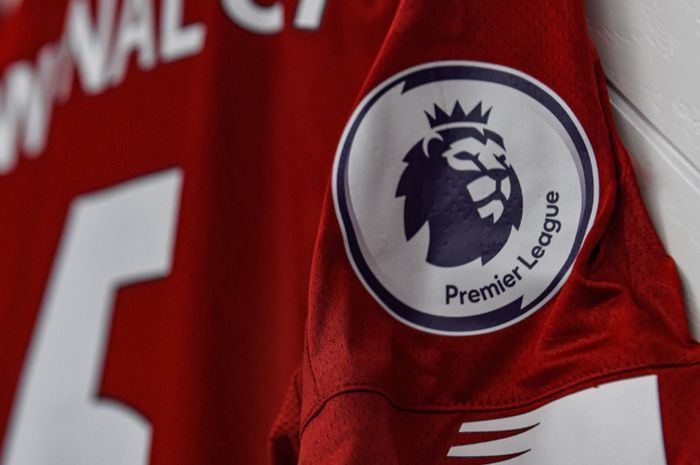 Logo Premier League di jersey Liverpool. (liverpoolfc.com)