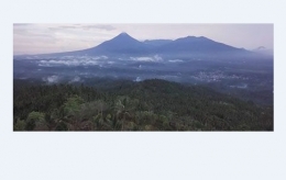 Gunung Soputan, Minahasa Tenggara (Sumber: Dinas Parbud Kab, Minahasa Tenggara)