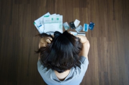 ilustrasi kondisi keuangan sedang kacau (Foto: Shutterstock via Kompas.com)