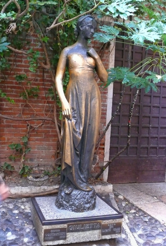 Patung Juliet. Sumber: Koleksi pribadi