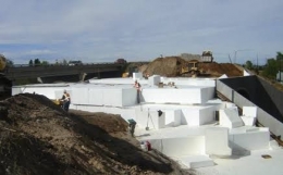 Di Eropa, geofoam banyak dijadikan pengisi tanah/urugan untuk proyek jalan dan bangunan gedung. (Dok bebas-unik.blogspot.com)
