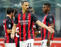 Ibrahimovic membawa Milan untuk bangkit (Foto ACMilan.com) 