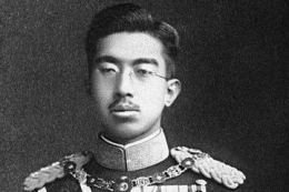 Foto Kaisar Hirohito sebagai Pemilik Angka 8 (sumber; sosok.grid.id)