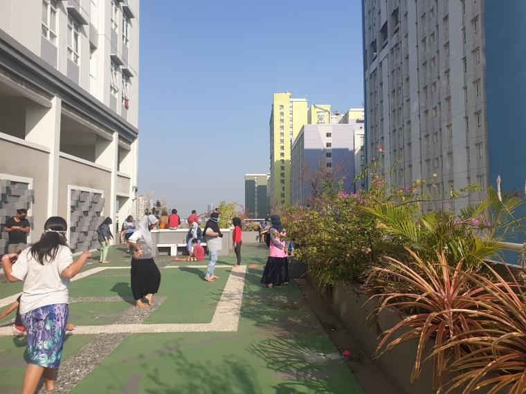 Aktivitas pagi di lantai 16 Wisma Atlet (dok pribadi penulis)