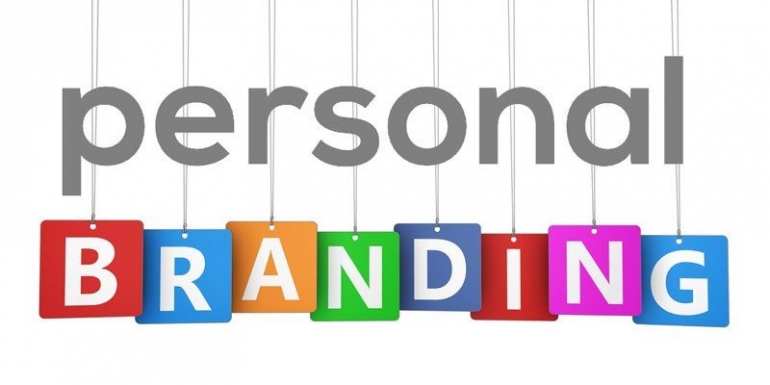 Personal Branding adalah Seni (Sumber : Ideaimaji.com)