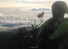 Foto Dokpri - Menyambut Matahari Pagi di Puncak Gunung Gede