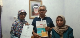 Dokpri| Penandatangan LPK dan penyerahan poster kepada Ketua RT dan Kepala Dusun