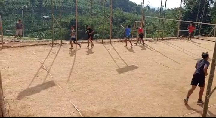 Kegiatan olahraga bola voli